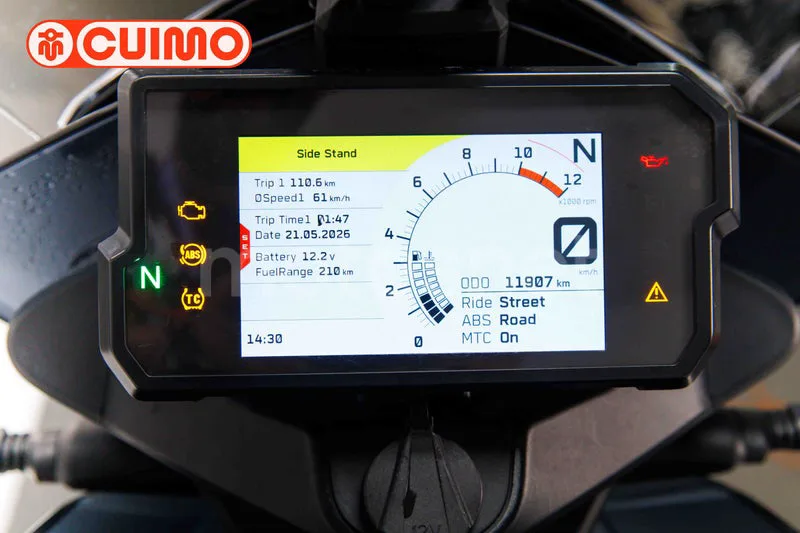 KTM 390 – Vista 24