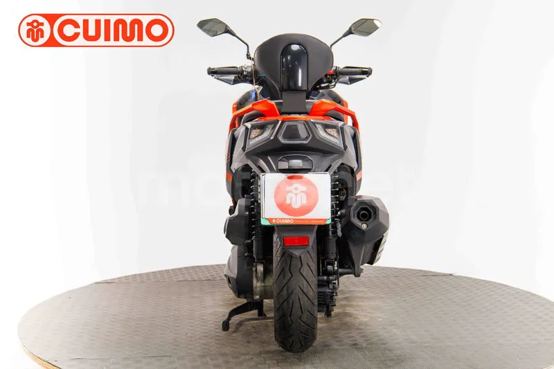 Kymco DTX 350 – Vista 9
