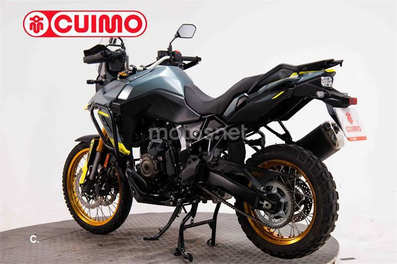 Suzuki V-Strom 800 – Vista 15