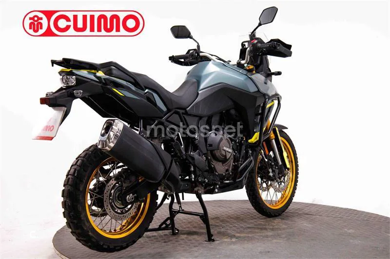 Suzuki V-Strom 800 – Vista 10