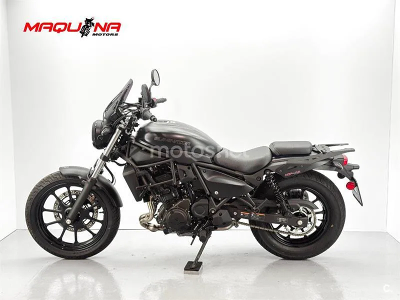 Kawasaki Eliminator 500 – Vista 13