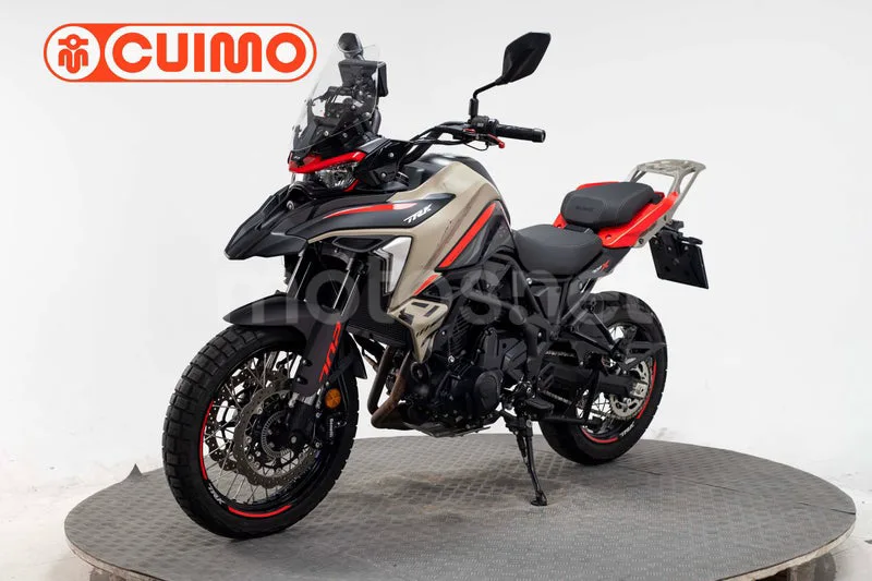 Benelli TRK 702 X – Vista 14