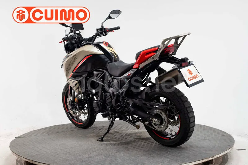 Benelli TRK 702 X – Vista 10