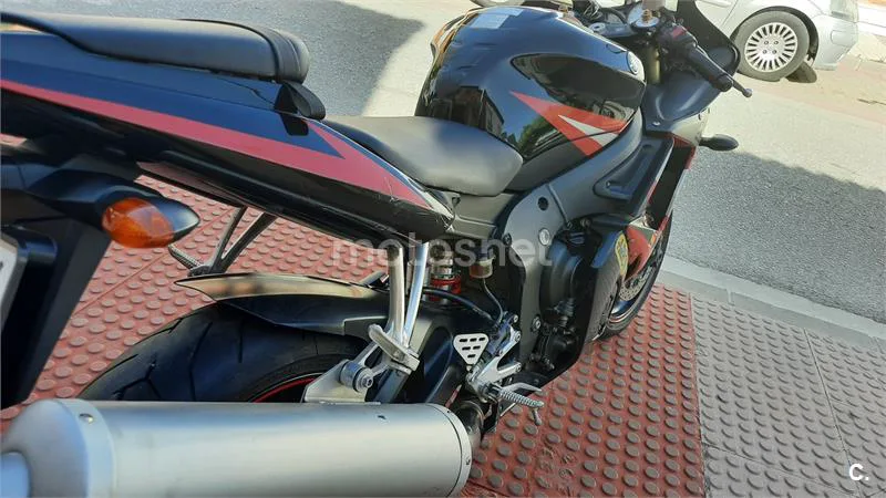 Yamaha R6 – Vista 7