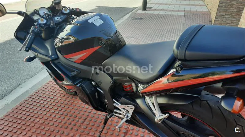 Yamaha R6 – Vista 8