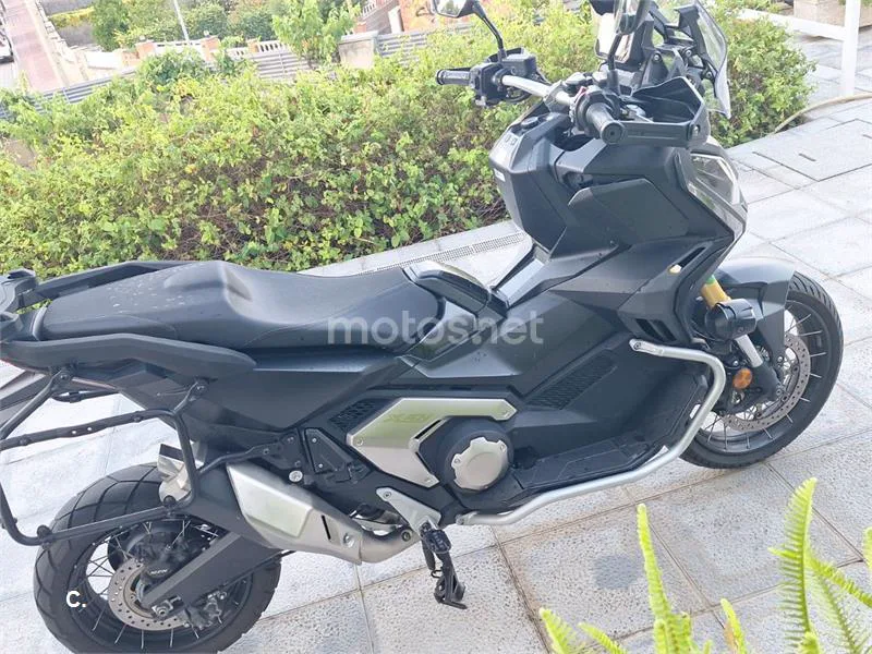 Honda X-ADV – Vista 4