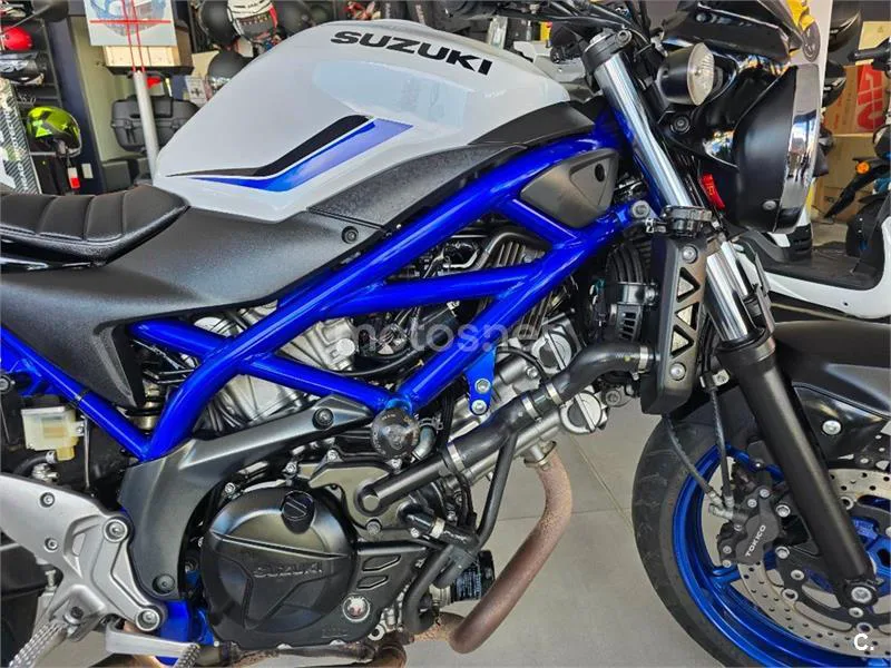 Suzuki SV 650 – Vista 4