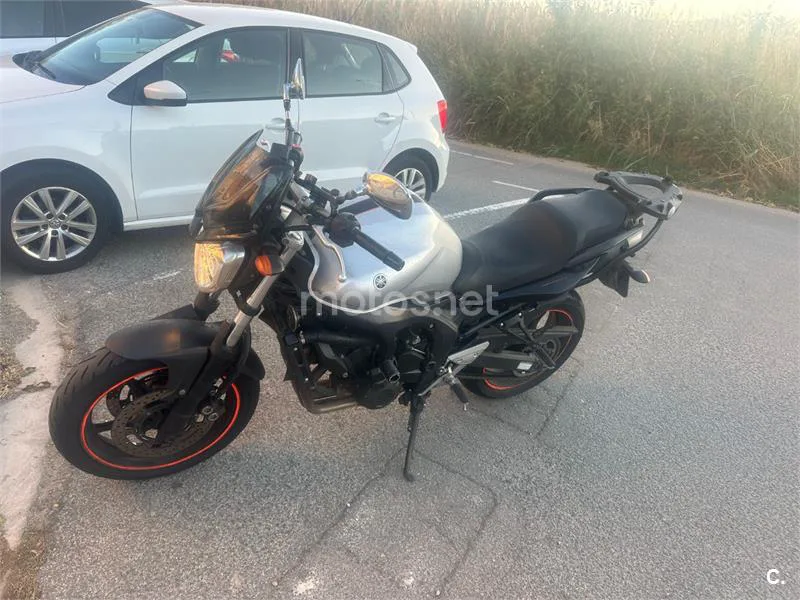 Yamaha FZ6 S2 – Vista 6