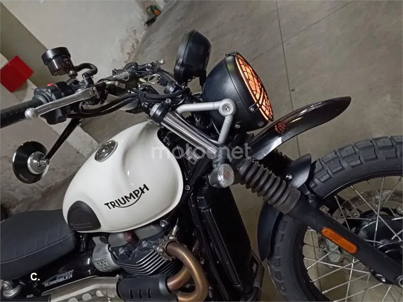 Triumph Scrambler 900 - Vista 7