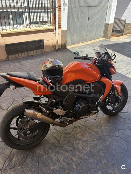 Kawasaki Z750 – Vista 3