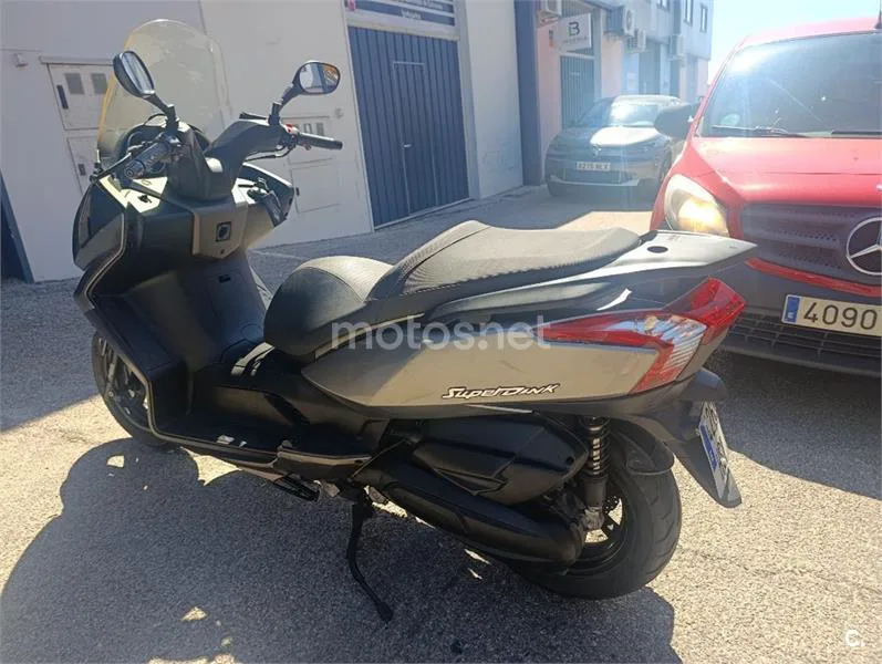 Kymco Super Dink 125 – Vista 8
