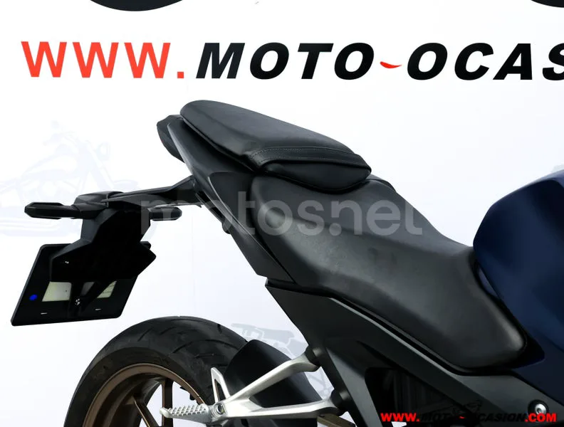 Honda CB 125 R – Vista 11