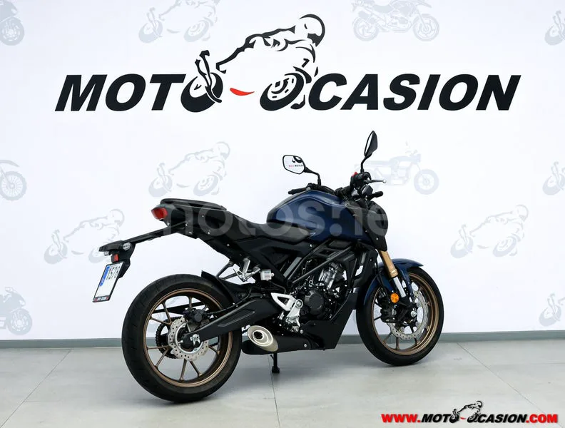 Honda CB 125 R – Vista 3
