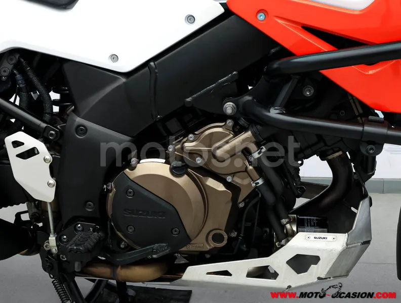Suzuki V-Strom 1050 – Vista 5