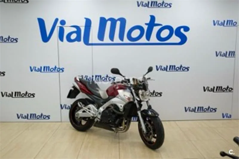 Suzuki GSR 600 – Vista 4