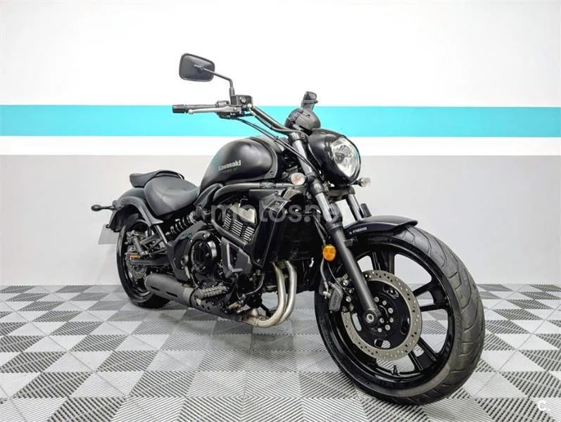 Kawasaki Vulcan S – Vista 3