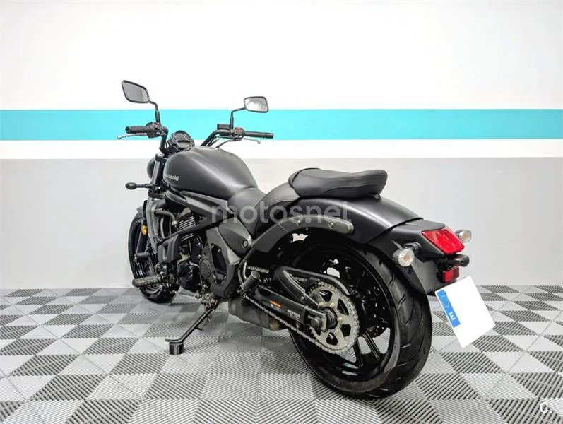 Kawasaki Vulcan S – Vista 6