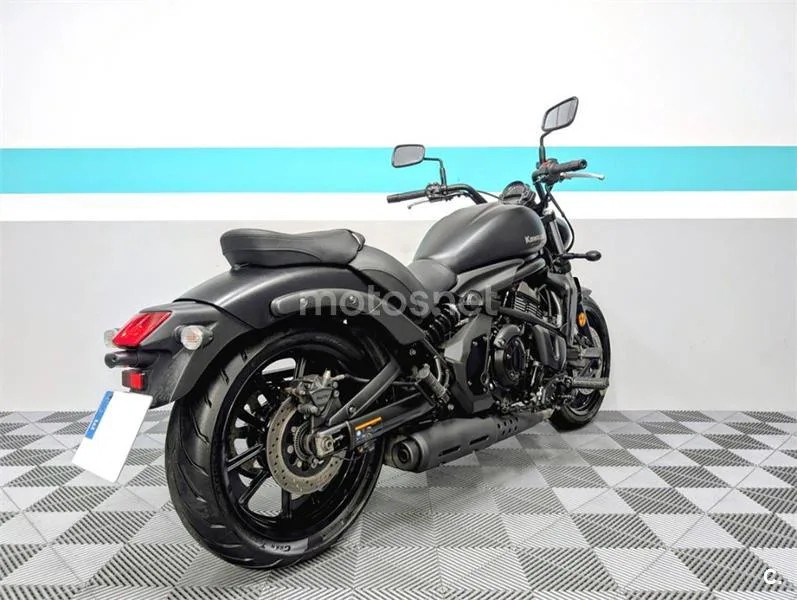Kawasaki Vulcan S – Vista 7