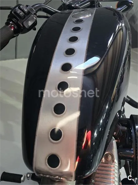 Harley-Davidson Sportster Forty-Eight – Vista 9