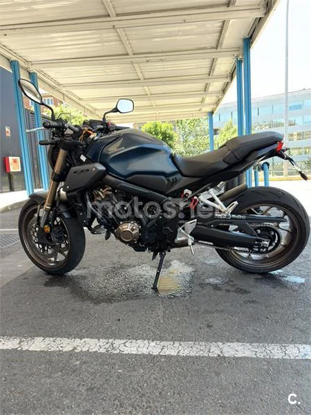 Honda CB 650 R – Vista 4