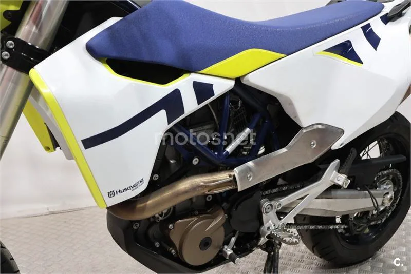 Husqvarna 701 Enduro – Vista 13