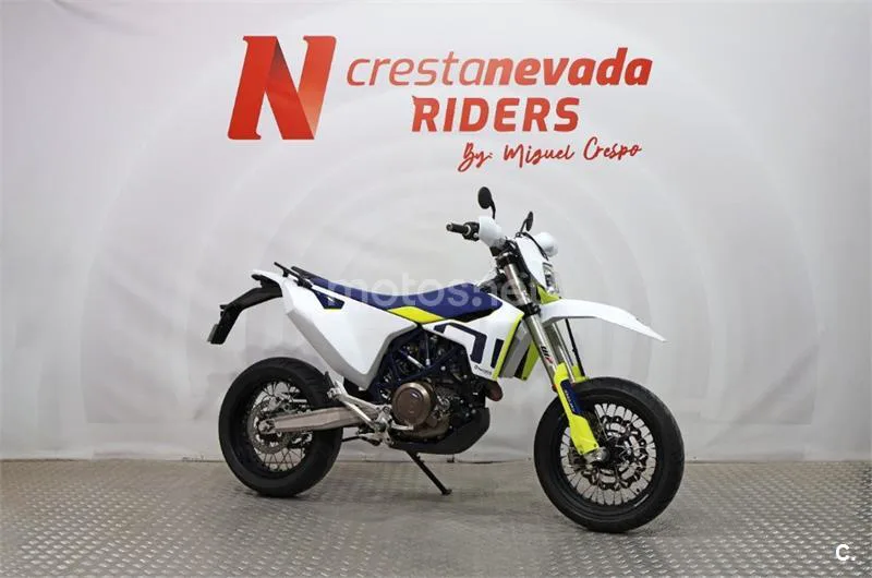 Husqvarna 701 Enduro – Vista 6