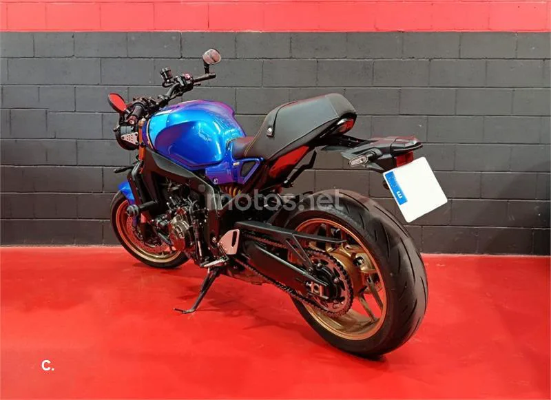 Yamaha XSR 900 – Vista 10