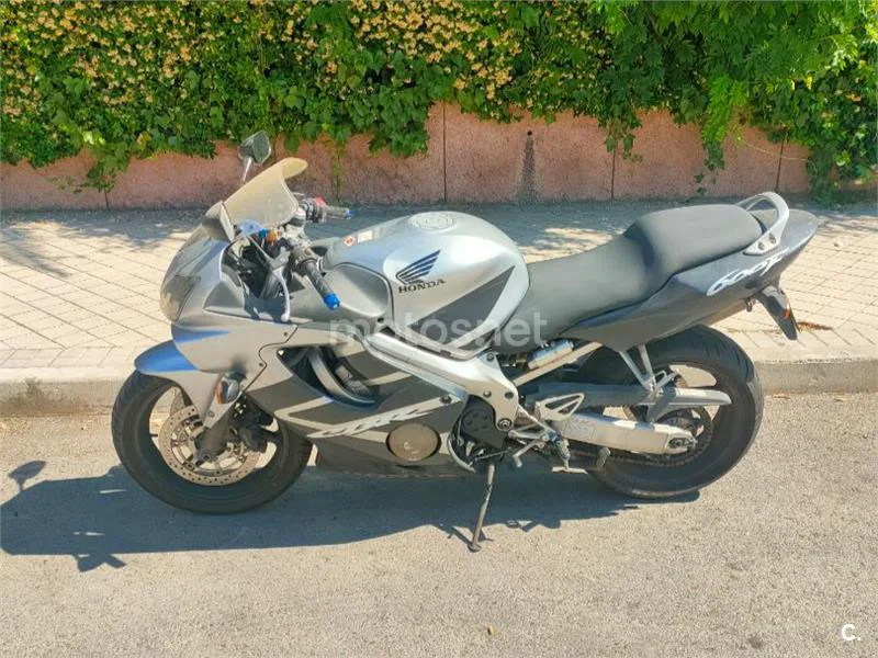 Honda CBR 600 F – Vista 3