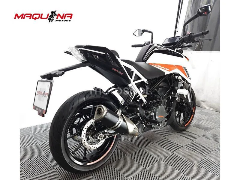 KTM 390 – Vista 4