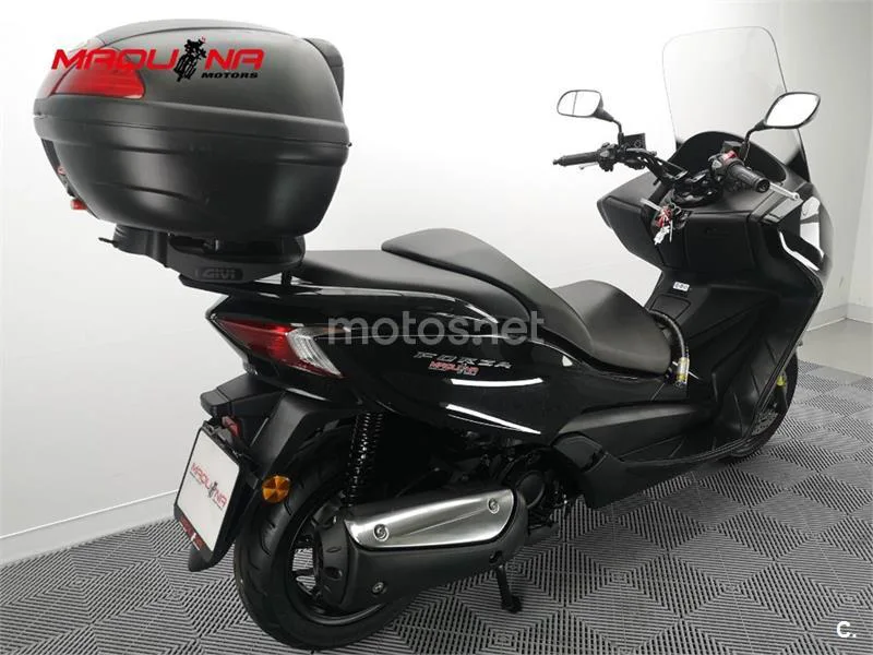 Honda Forza 300 – Vista 5