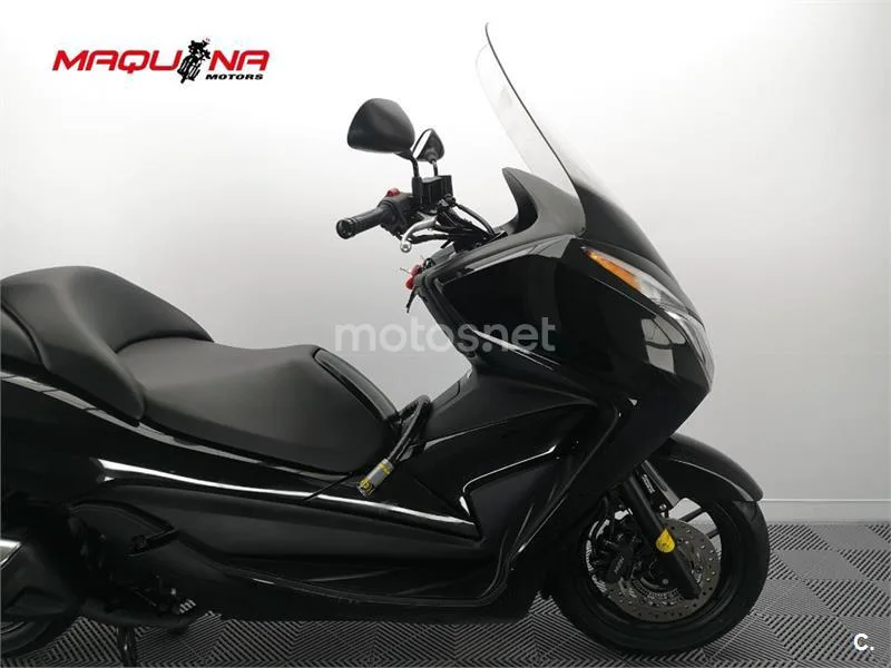 Honda Forza 300 – Vista 6