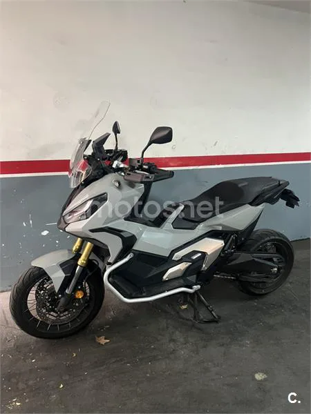 Honda X-ADV – Vista 8
