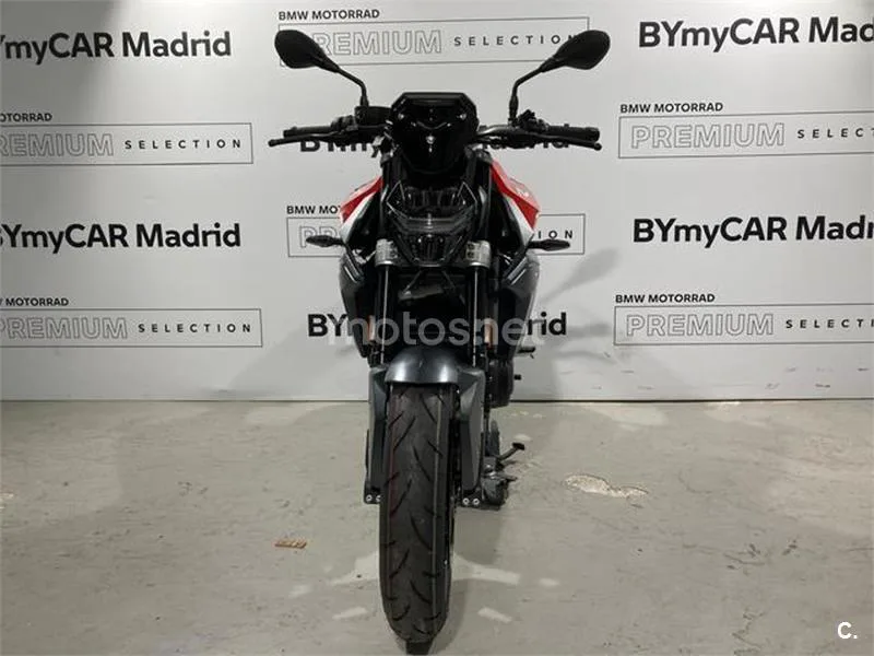 BMW F 900 R – Vista 3