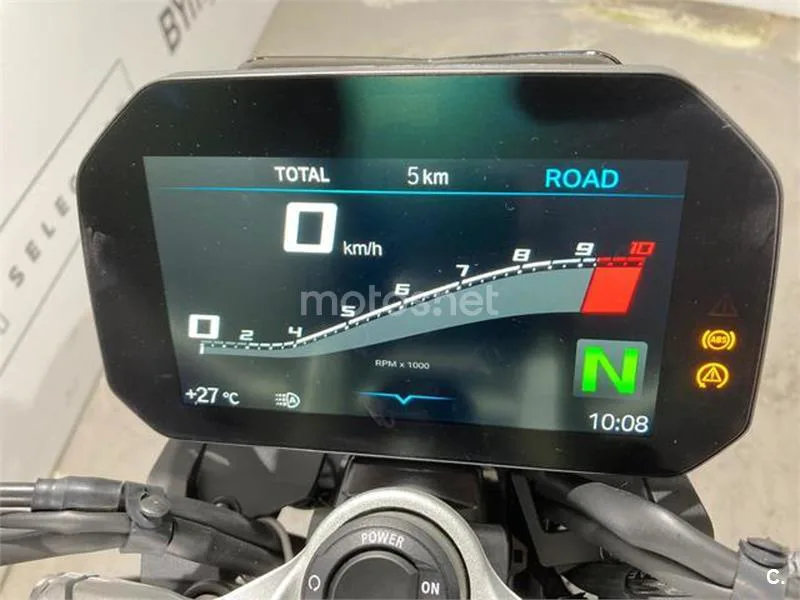 BMW F 900 R – Vista 6