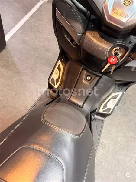Yamaha XMAX 125 – Vista 11
