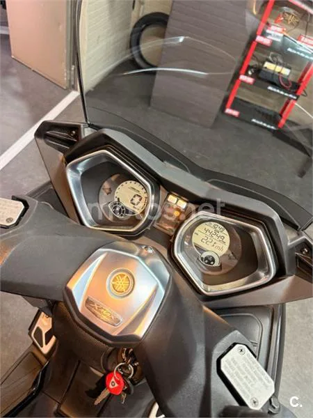 Yamaha XMAX 125 – Vista 13