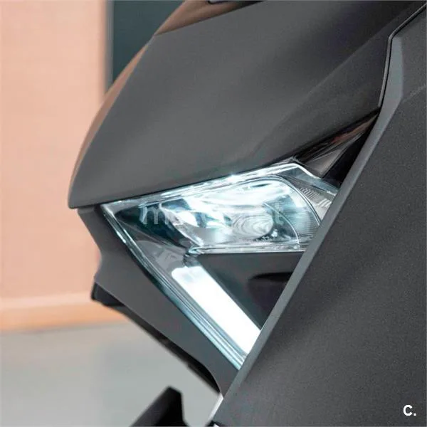 Yamaha XMAX 300 – Vista 14