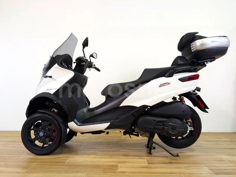 Piaggio MP3 – Vista 5