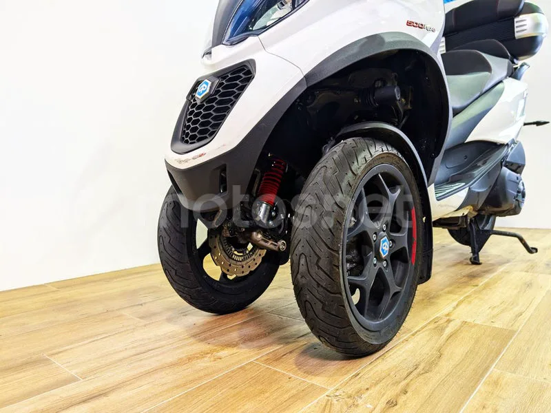 Piaggio MP3 – Vista 6