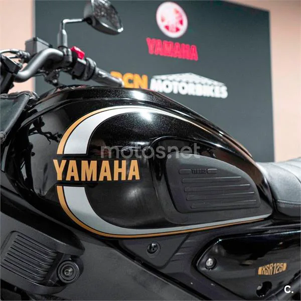 Yamaha XSR 125 – Vista 12