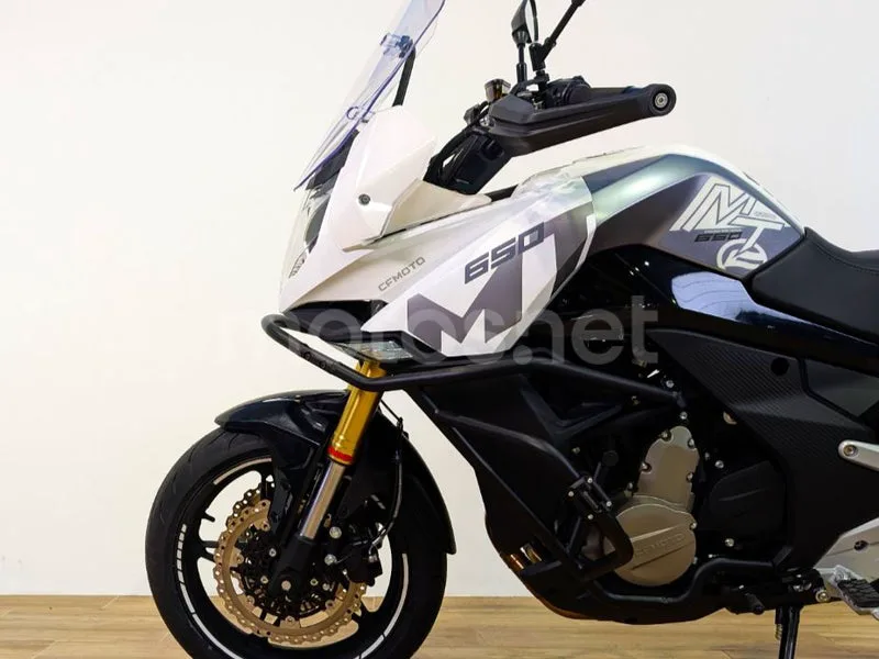 CFMOTO 650MT – Vista 8