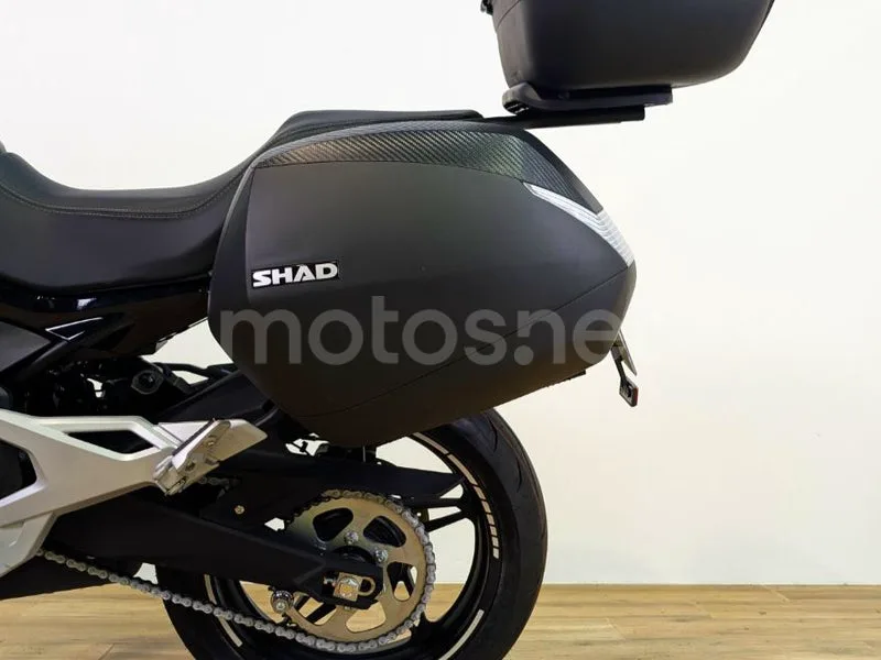 CFMOTO 650MT – Vista 9