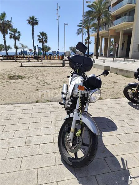Honda CBF 250 – Vista 4