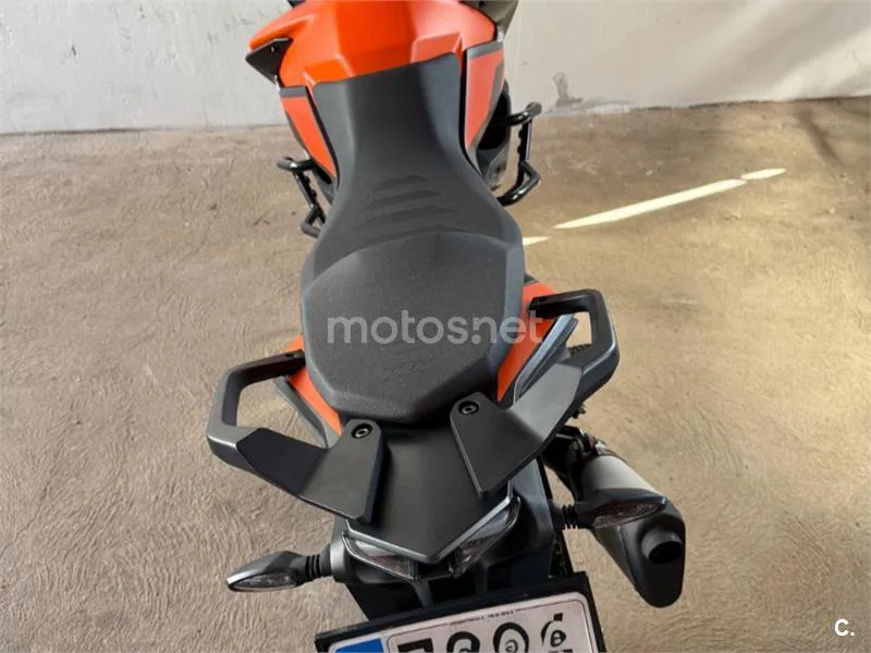 KTM 390 – Vista 15