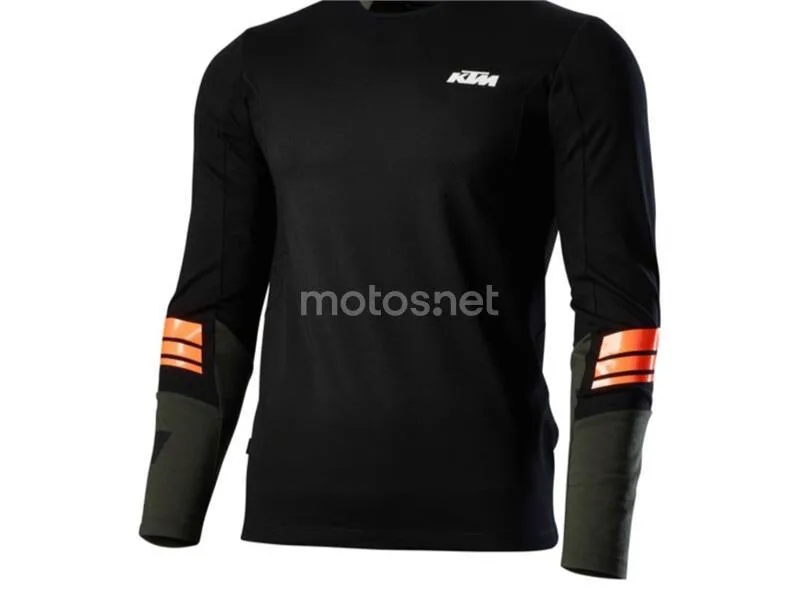 KTM 390 – Vista 25