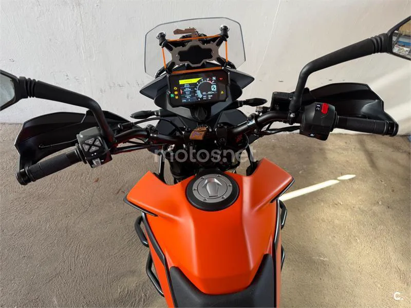 KTM 390 – Vista 8