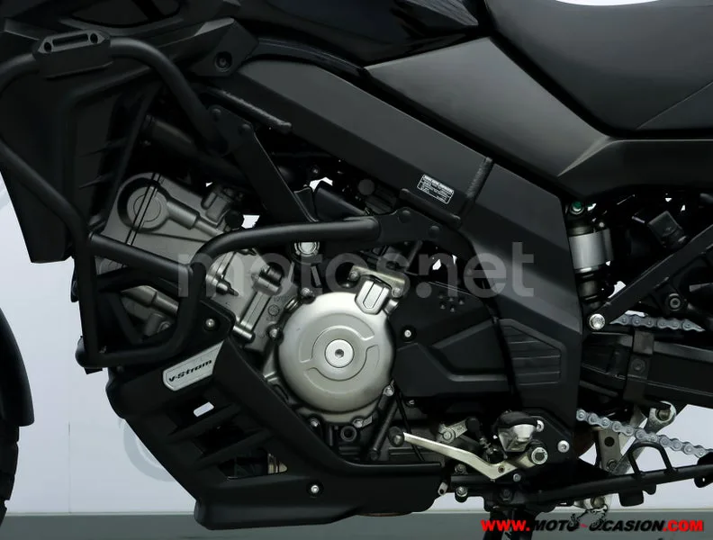 Suzuki V-Strom 650 XT – Vista 10