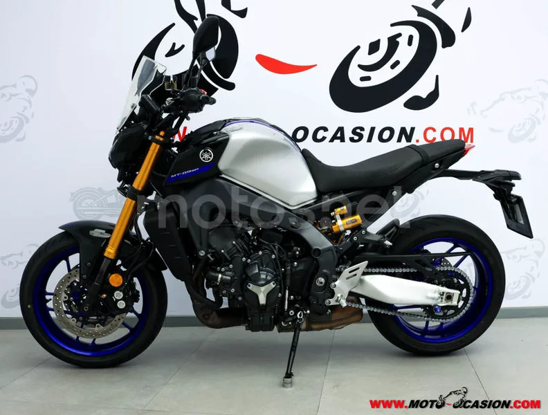 Yamaha MT-09 – Vista 7