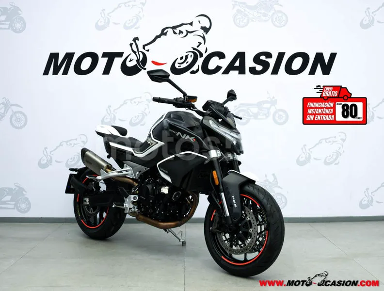 CFMOTO 800NK Advanced 4850 € 2023 Toledo - 2
