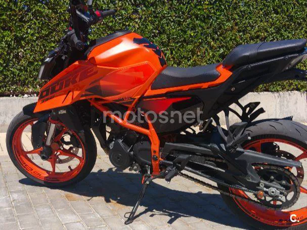 KTM 390 – Vista 11
